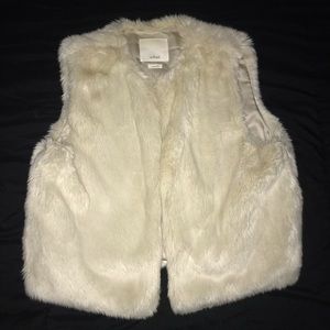 Wilfred Fur Vest